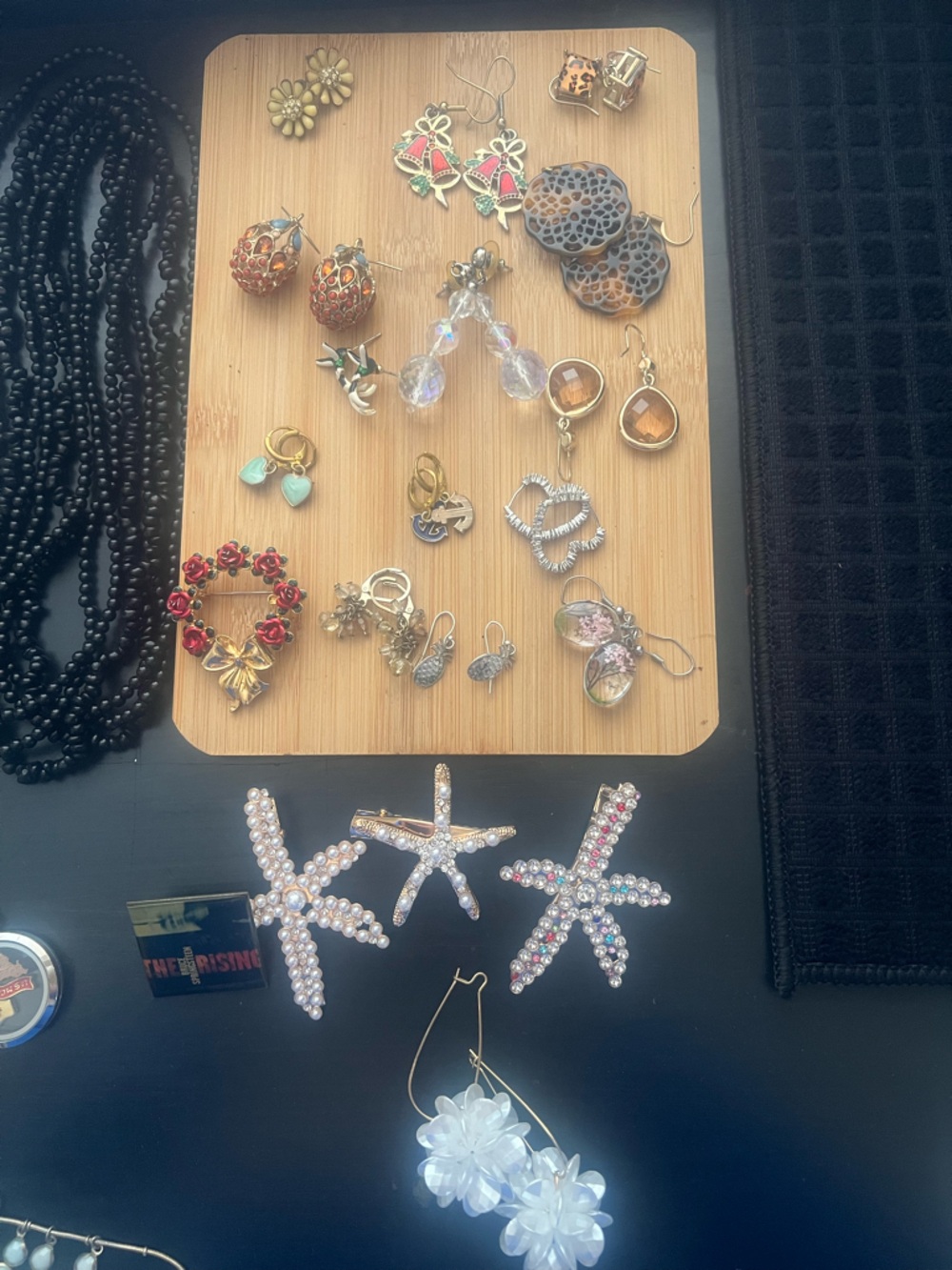 Lot of jewelery